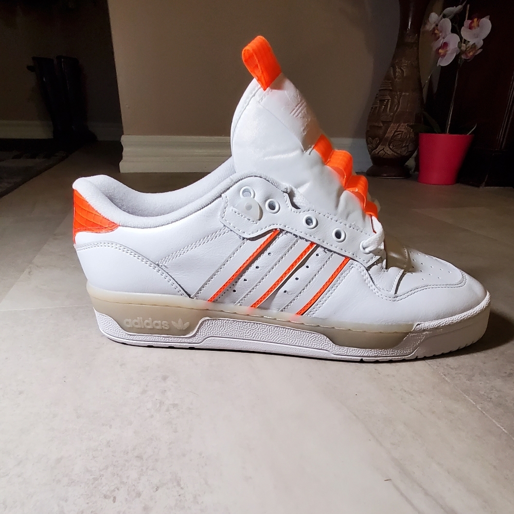 Adidas Originals Rivalry Low Men Size 9.5